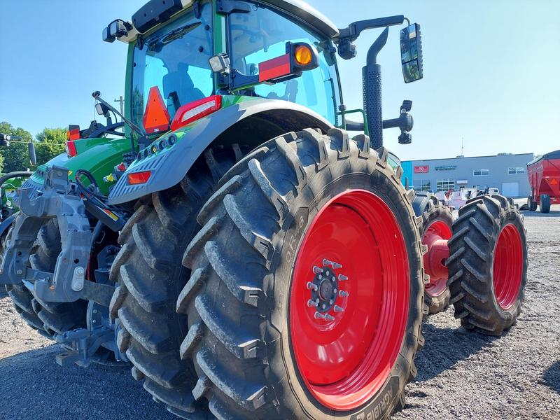 Tractors  Fendt 728 Vario GEN 7 Photo